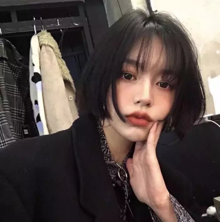 比基尼少女